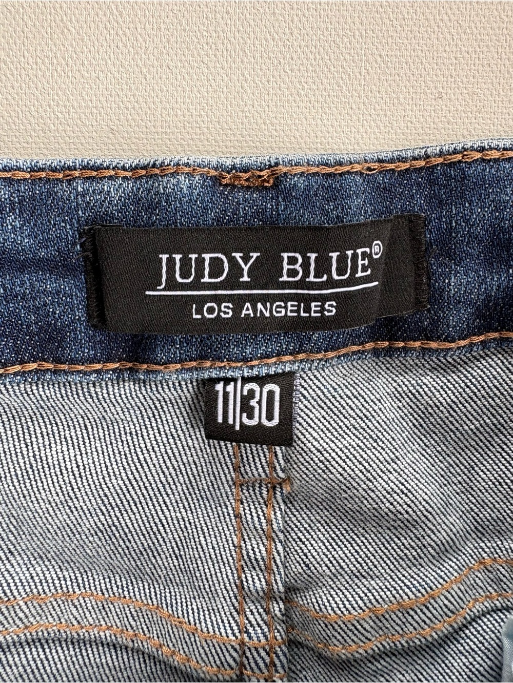Judy Blue Wide Leg Jeans - Picture 6 of 12